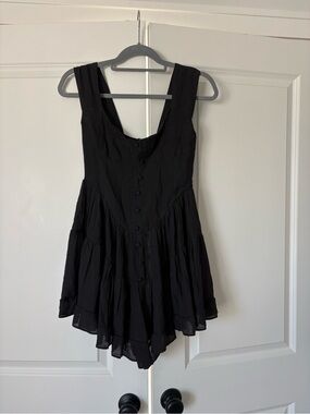 Vanessa Mooney Women's Black Playsuit-romper